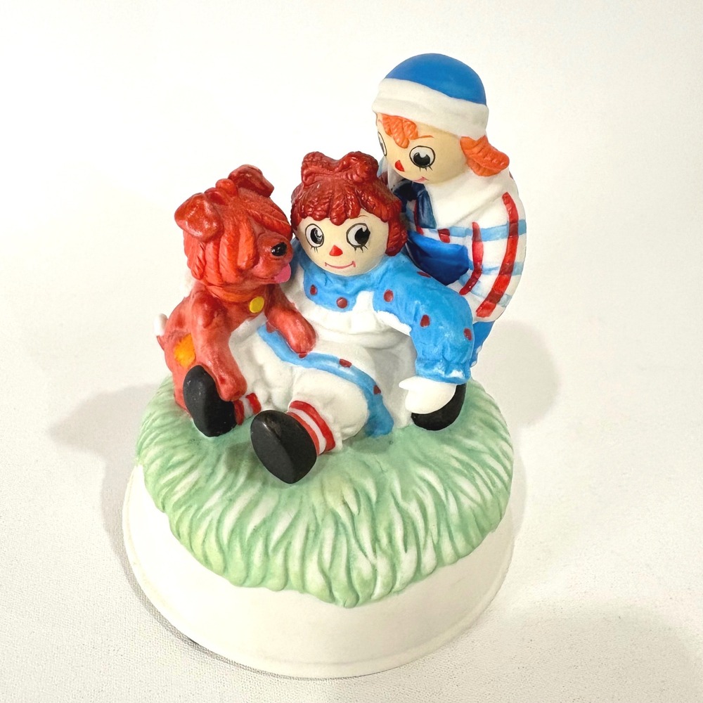 Vintage Raggedy Ann and Andy Music Box Flambro Ceramic Figurine with Dog Works